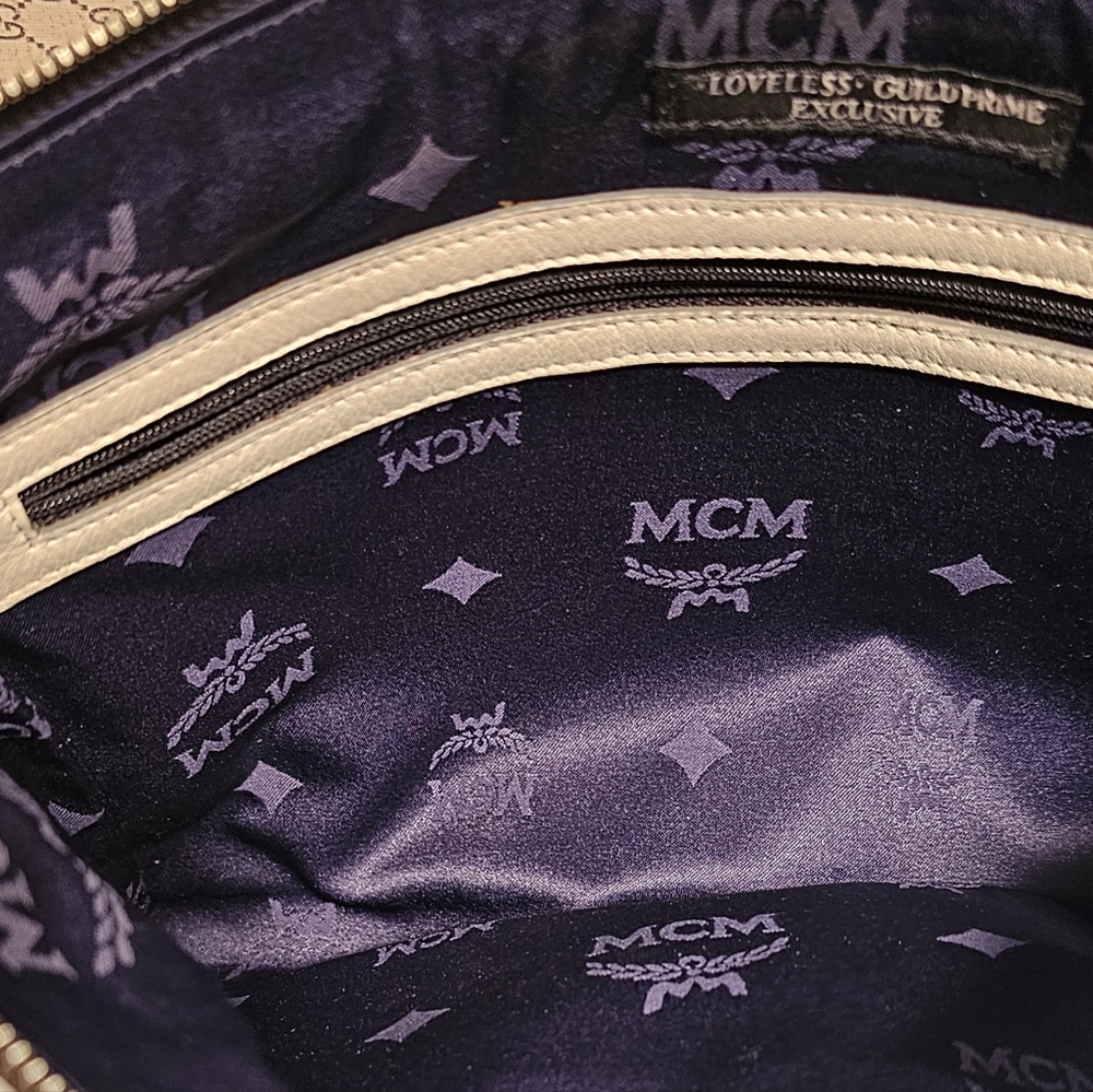 MCM Oversized Studded Clutch Pouch /Ipad Case - Picture 4 of 12